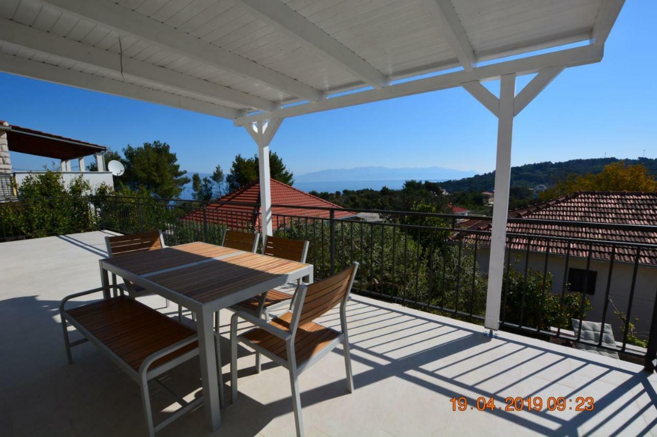 Sealodge - Luxe Villa, Private Pool, Mooring, Parking, Sea & Mountain View, At 150 M From Idyllic Private Beach Рогач Экстерьер фото